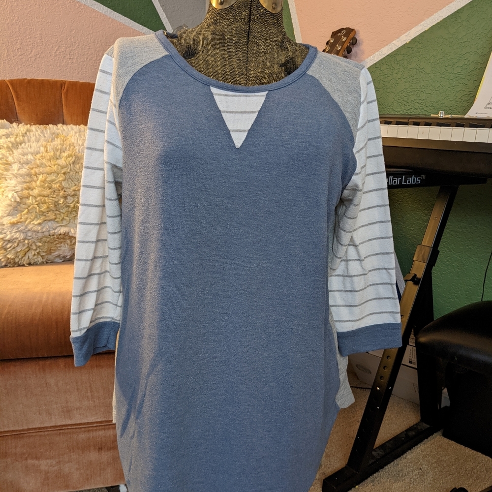 PINK CLOVER Rachelyn Raglan Knit Top - Picture 2 of 8